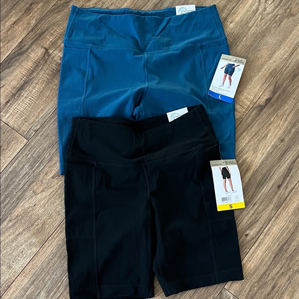Mondetta Women's Black and Teal Bike Shorts